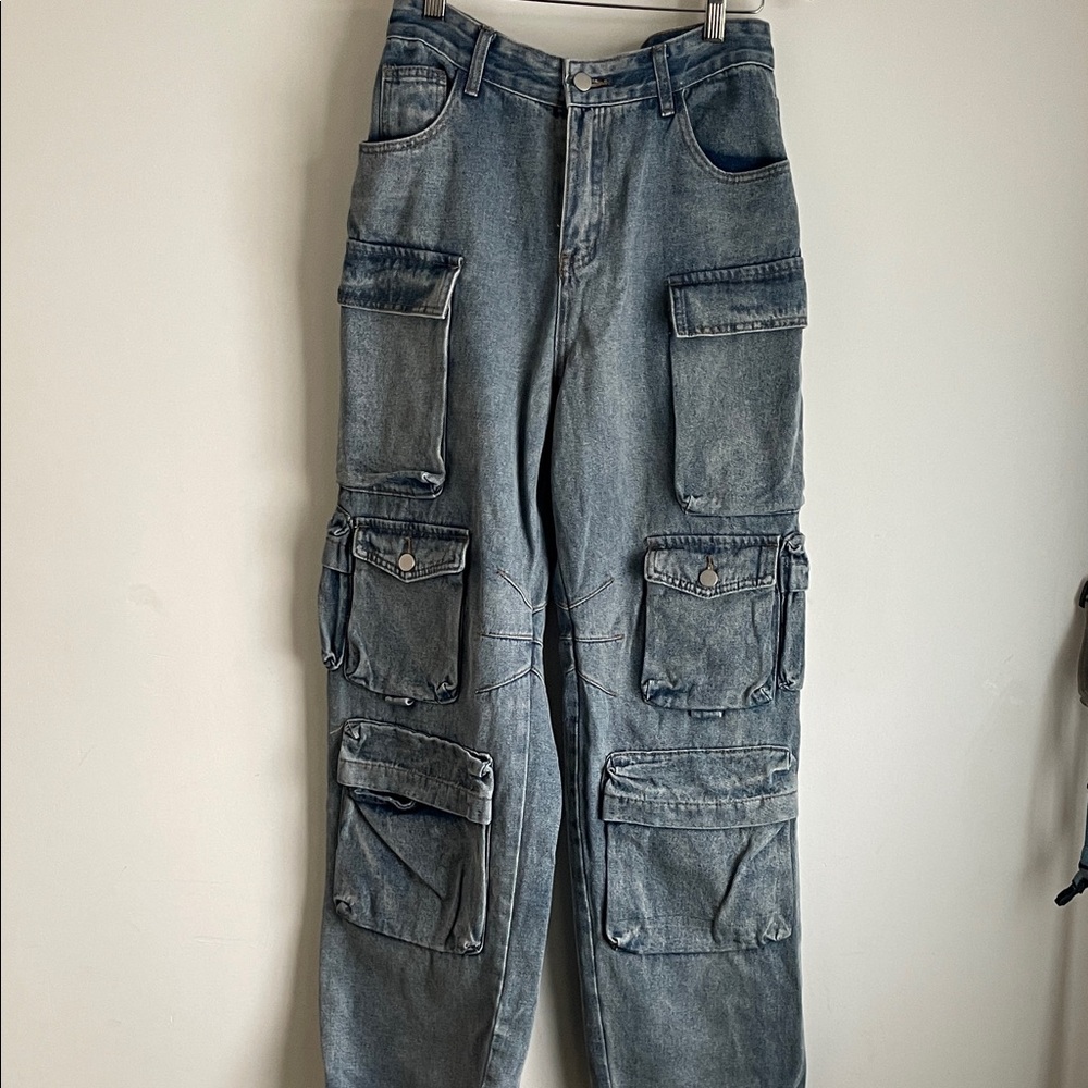 Micas Multi Pocket Rolled Hem Wide Leg Cargo Jeans